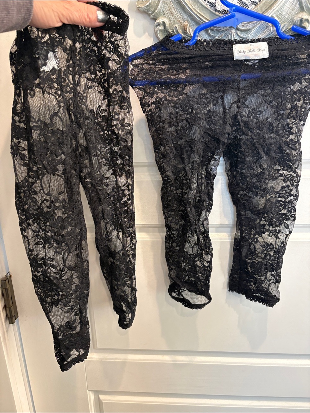 2 Adorable Black Floral Lace Leggings / Sheer Lace Tights Footless (boutique)